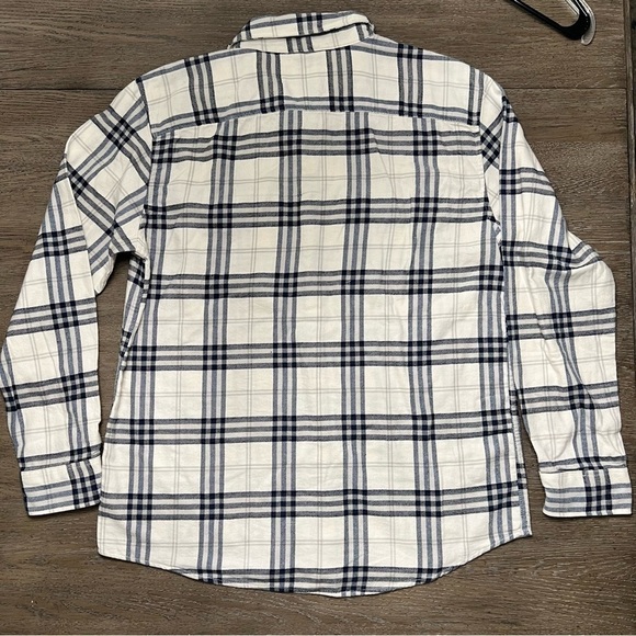 American Eagle Outfitters NWT Navy & Cream button down Flannel with pockets sz L - Picture 7 of 11